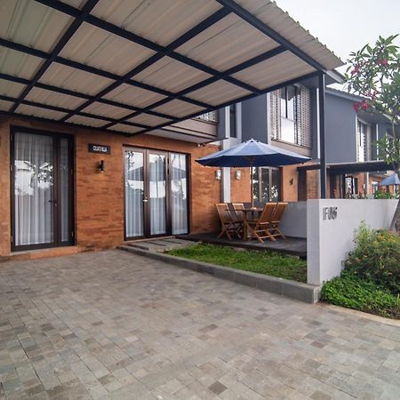 Celia'S Villa Табанан Екстер'єр фото